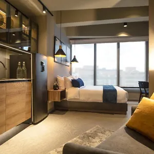 cozy-apartment-w-pool-gym-cowork-and-rooftop.hotels-bogota.net/